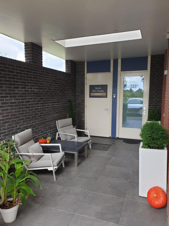 Hotel Elvis Presley Goes Exterior foto